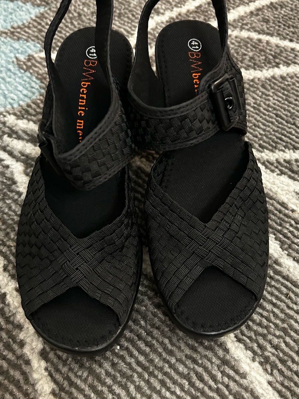 New Bernie Mev Fame Wedge Shoe Size 10